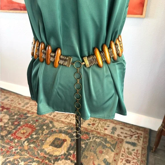 Vintage Wooden Beaded Belt with Intricate Design - Picture 3 of 6